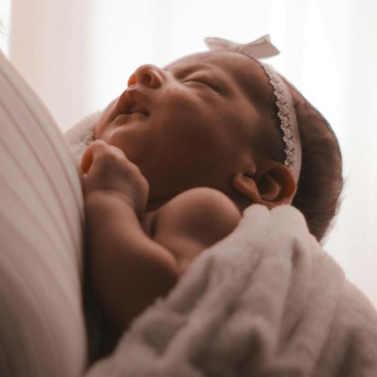 Newborn-baby-47a2b99750184d85aba84db665afdeb9