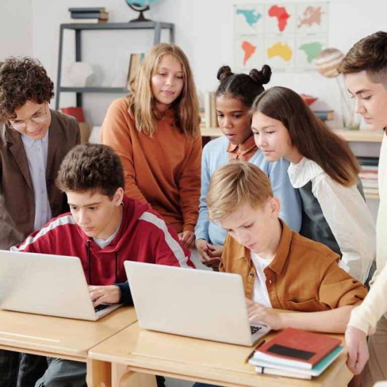 classroom-activity-9150bedce55547d0892a0b5fbf967d33